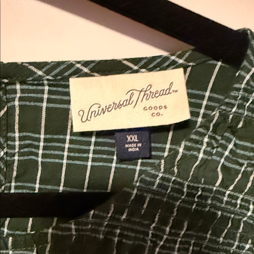 Universal Thread Plaid Long Sleeve Dress in Forest Green - Picture 2 of 10